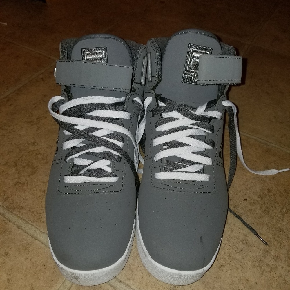 Mens gray fila